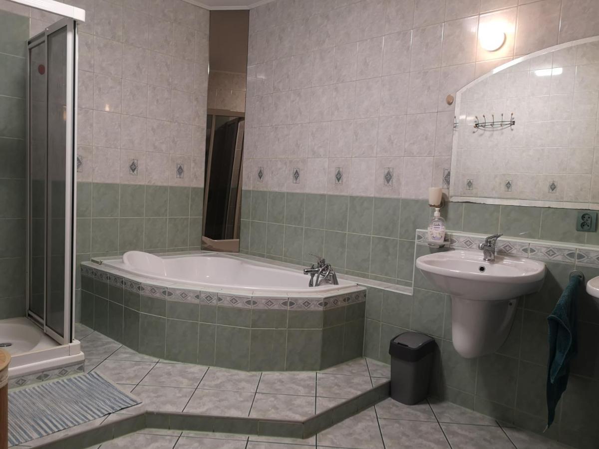 Apartament Nad Potokiem Wrzosowka Apartment เยเลเนียกูรา ภายนอก รูปภาพ